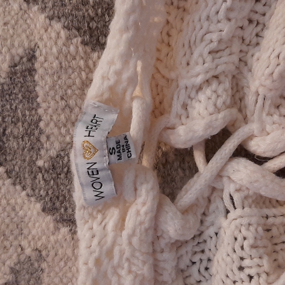 Knitted Sweater - Picture 3 of 3